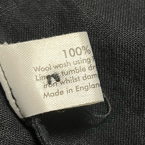 *SOLD* Eskandar 100% Linen 3/4 Sleeve Top (Runs L) - Picture 7 of 7